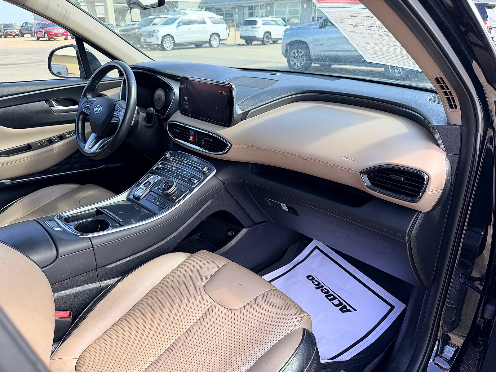 Used 2021 Hyundai Santa Fe SEL w/ Convenience + Premium Package FWD image 12