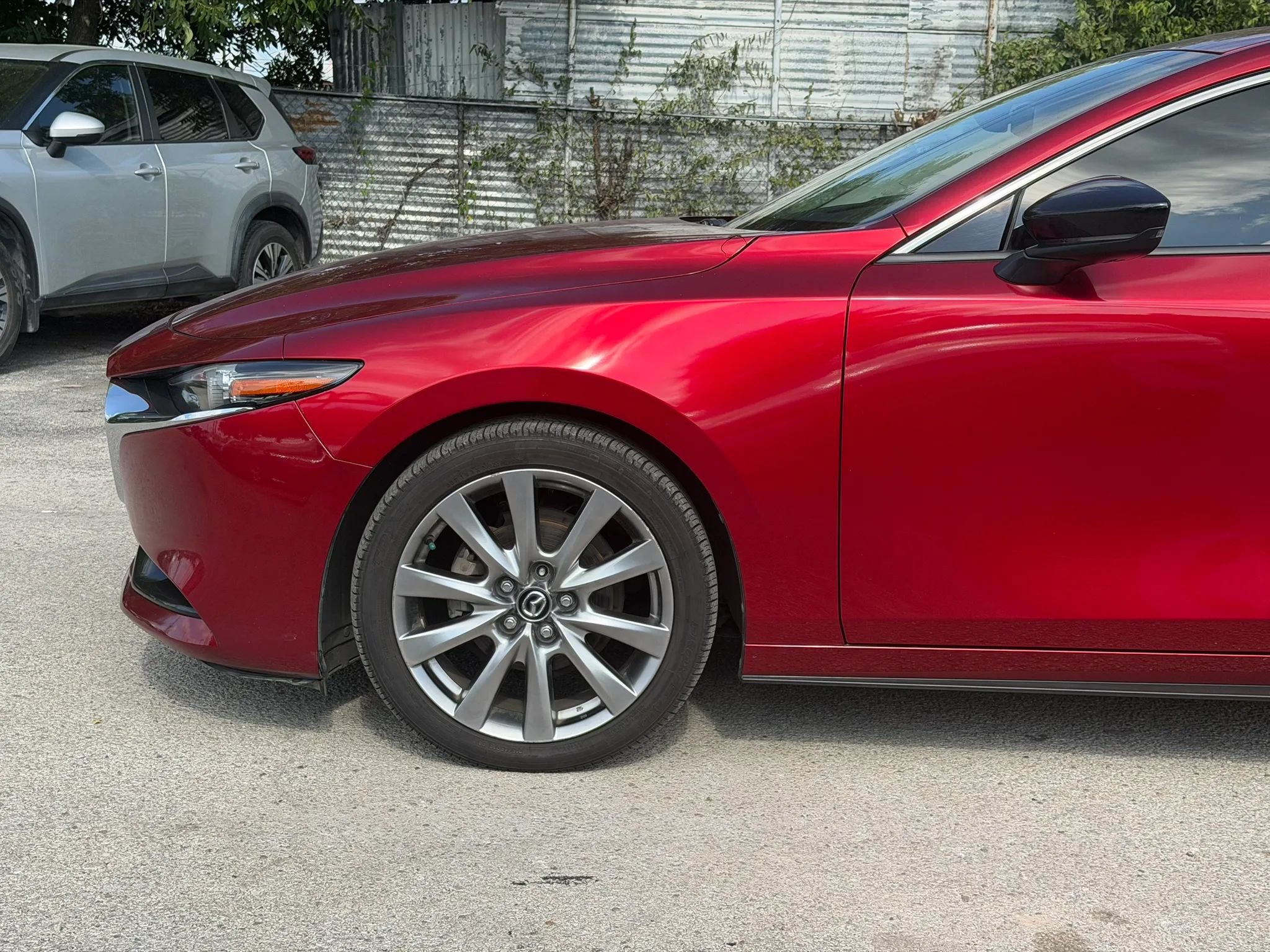 Used 2020 MAZDA MAZDA3 Sedan w/ Black Accent Package FWD image 3