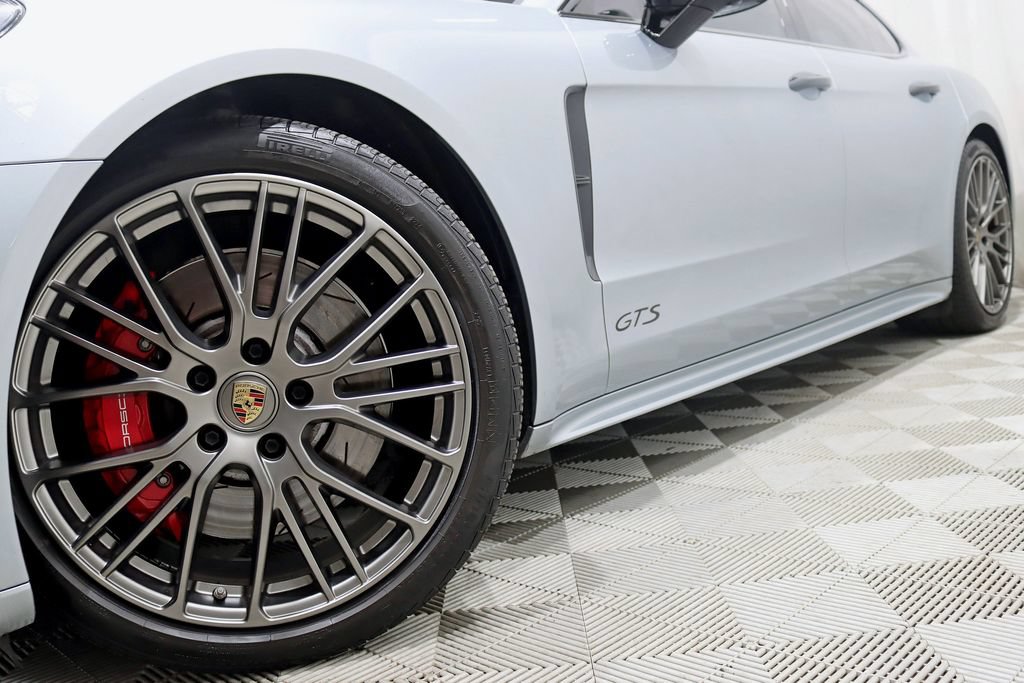 Used 2023 Porsche Panamera GTS AWD/4WD image 4