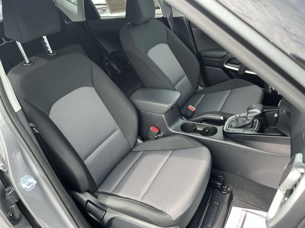 Certified 2025 Kia Soul LX w/ LX Technology Package FWD image 30