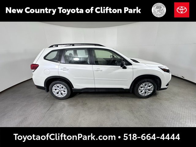 Used 2022 Subaru Forester image 2