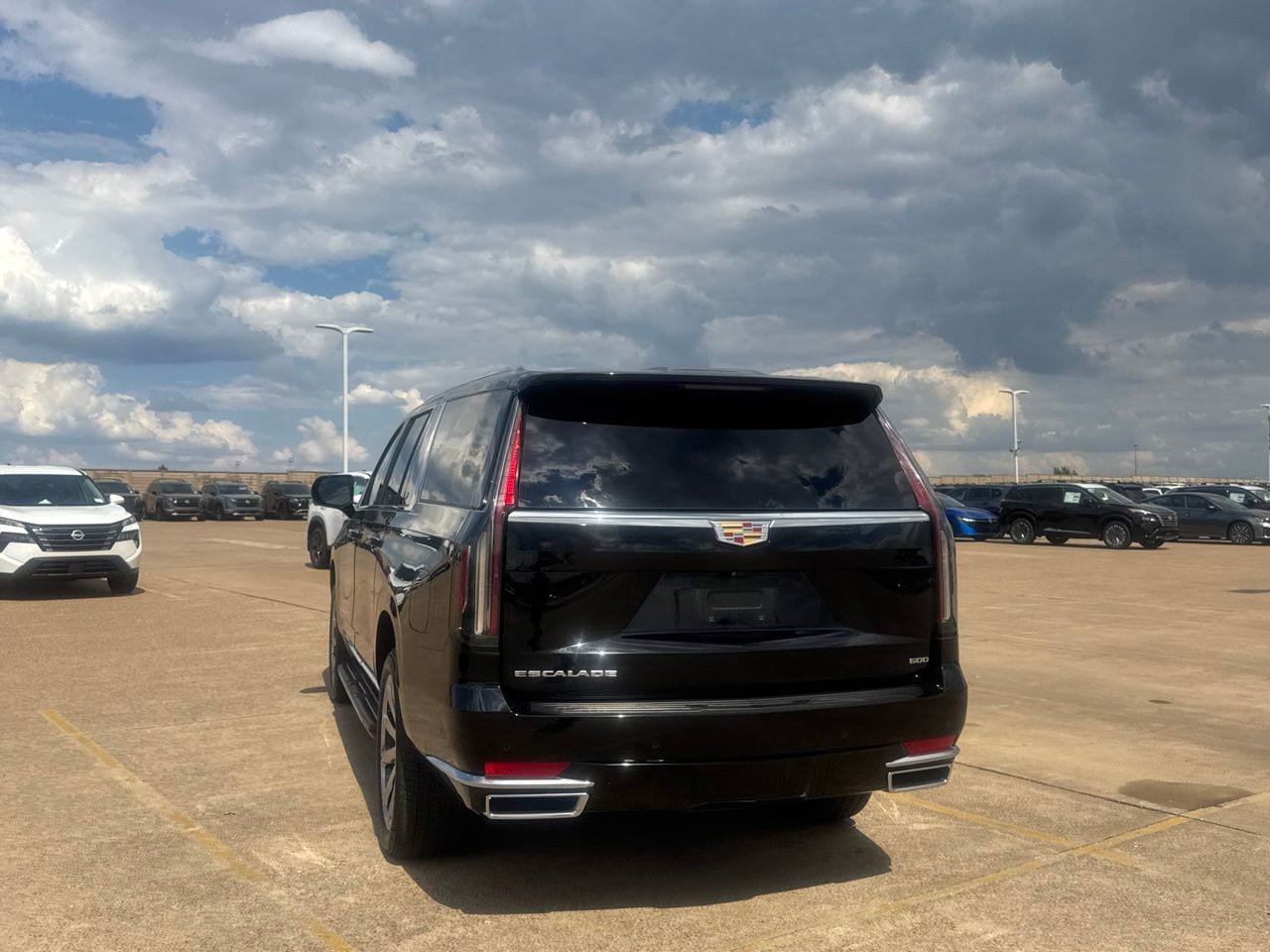 Used 2023 Cadillac Escalade ESV Premium Luxury Platinum AWD/4WD image 20