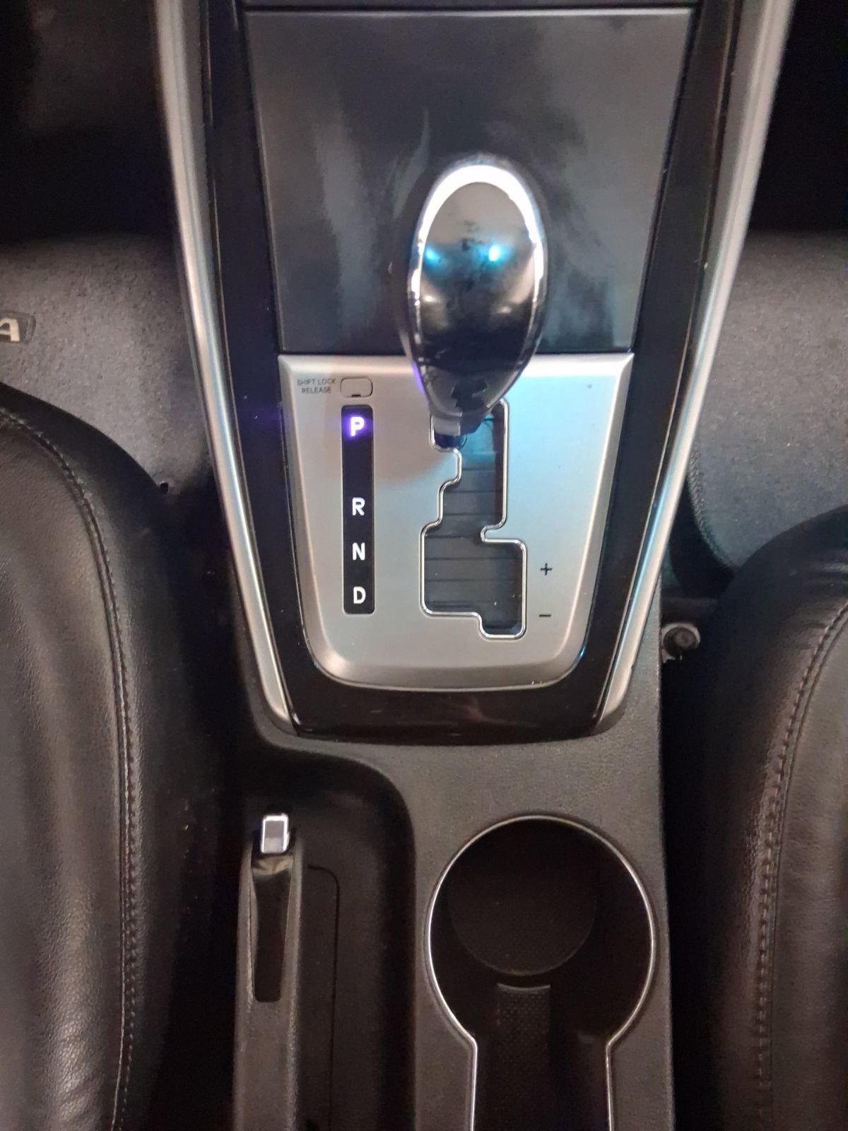 Used 2013 Hyundai Elantra Limited image 27