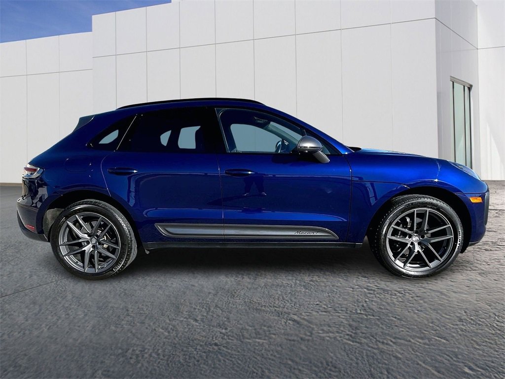 Used 2024 Porsche Macan Turbo image 8