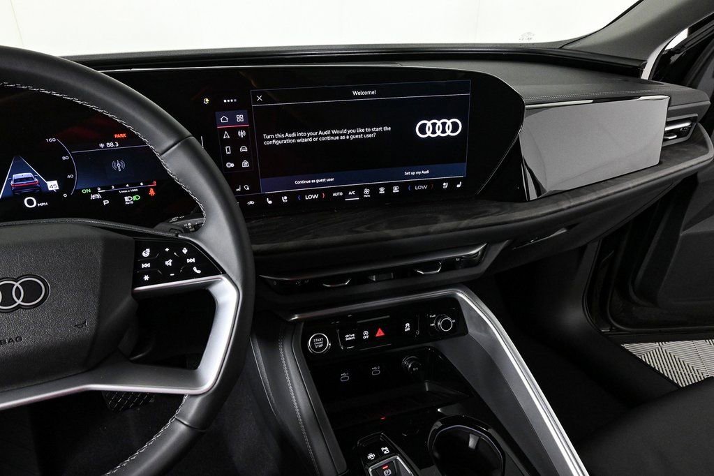 New 2025 Audi Q5 Premium Plus AWD/4WD image 13