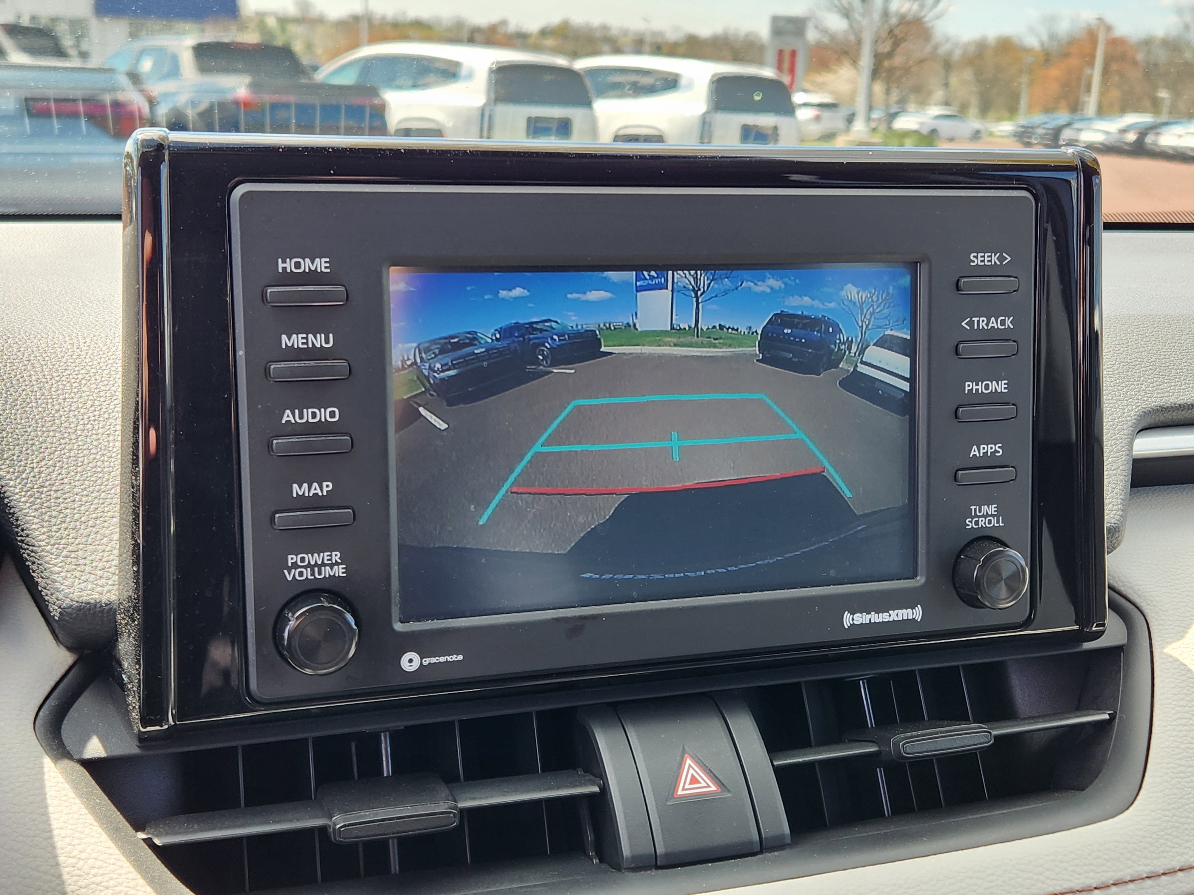 Used 2021 Toyota RAV4 XLE w/ Convenience Package image 23