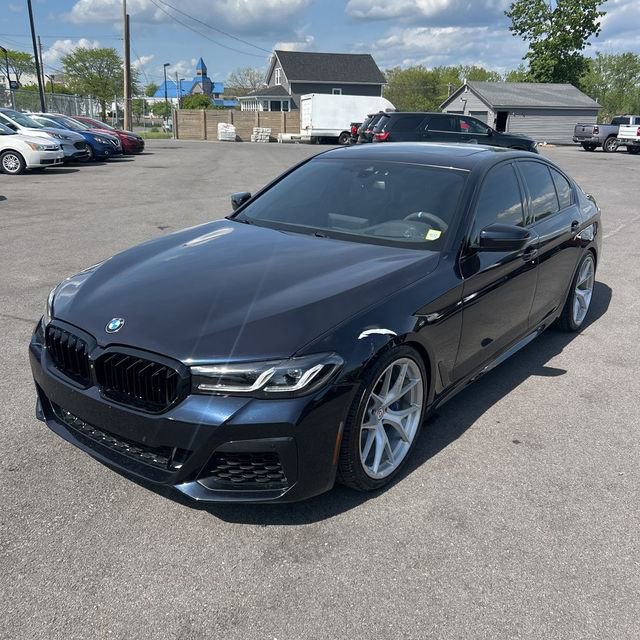 Used 2021 BMW 540i xDrive AWD/4WD image 3