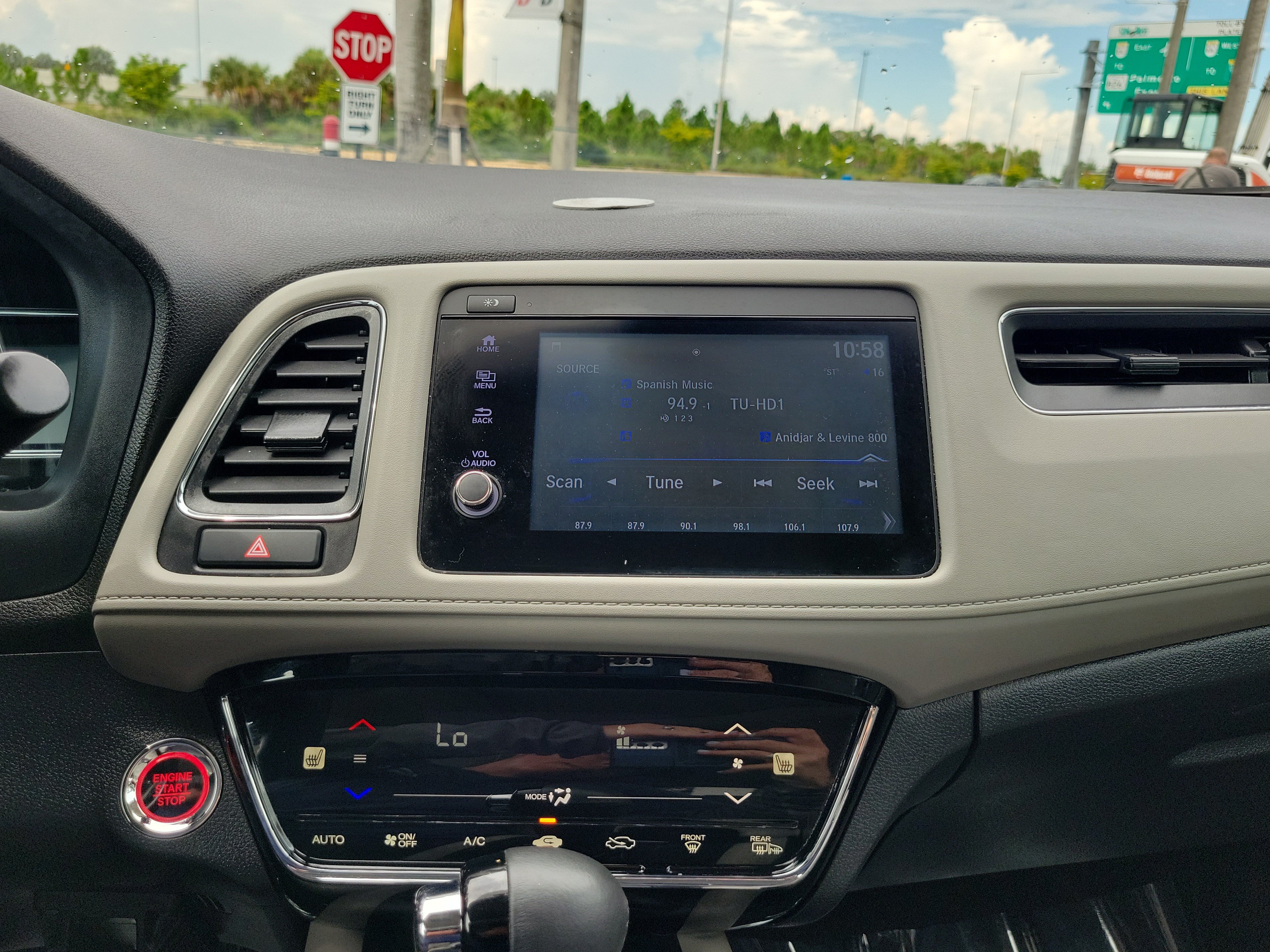 Used 2021 Honda HR-V EX-L image 21