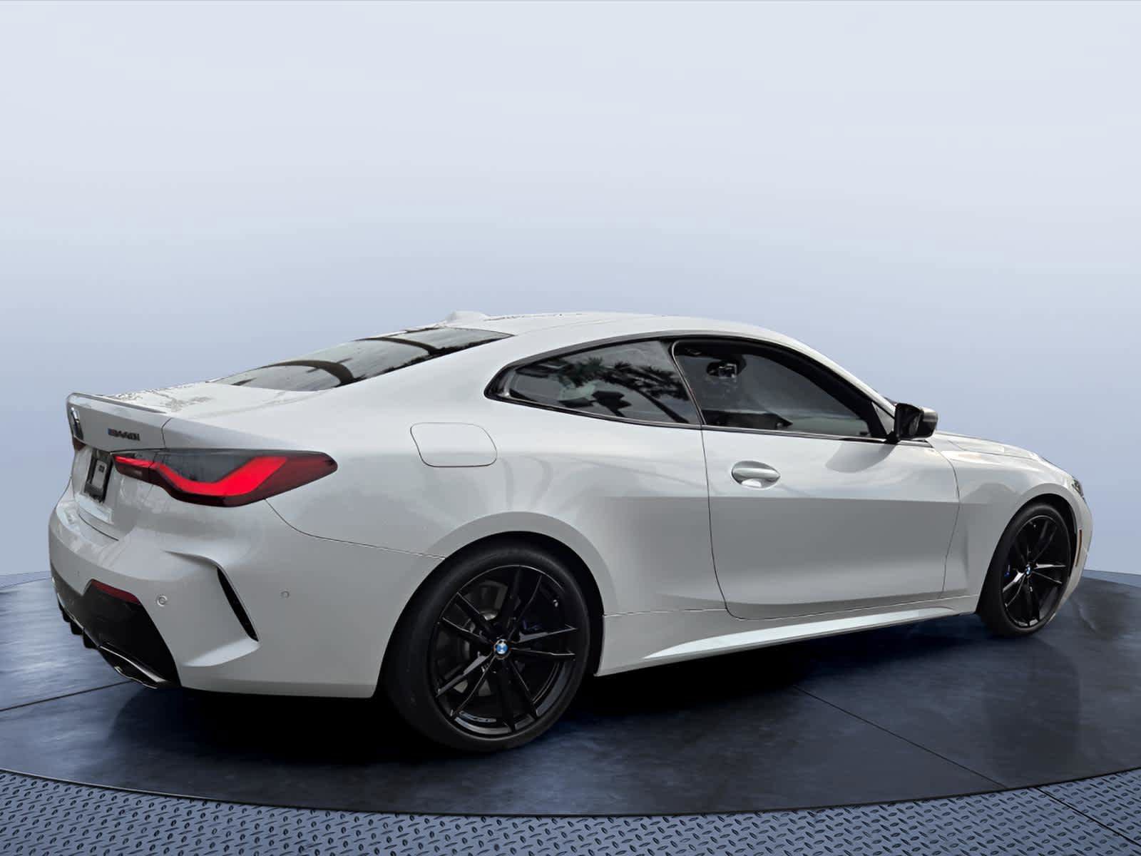 Certified 2024 BMW M440i Coupe w/ Premium Package RWD image 5