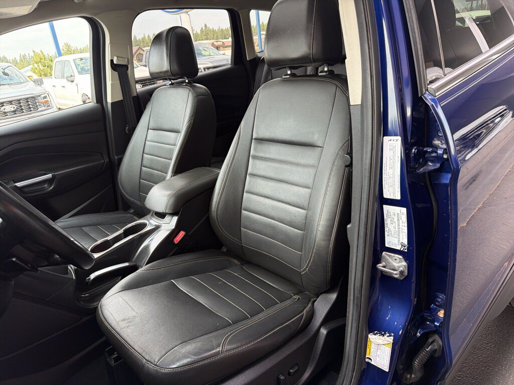 Used 2015 Ford Escape Titanium w/ Canadian Touring Package AWD/4WD image 19