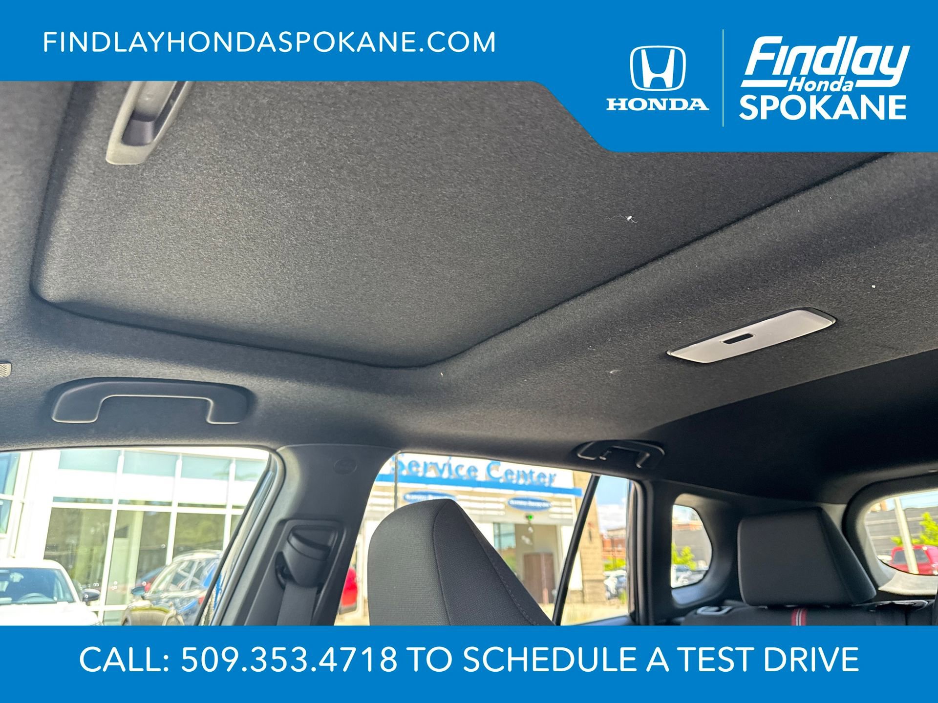 Used 2025 Toyota Corolla Cross AWD Hybrid w/ Moonroof Package image 12
