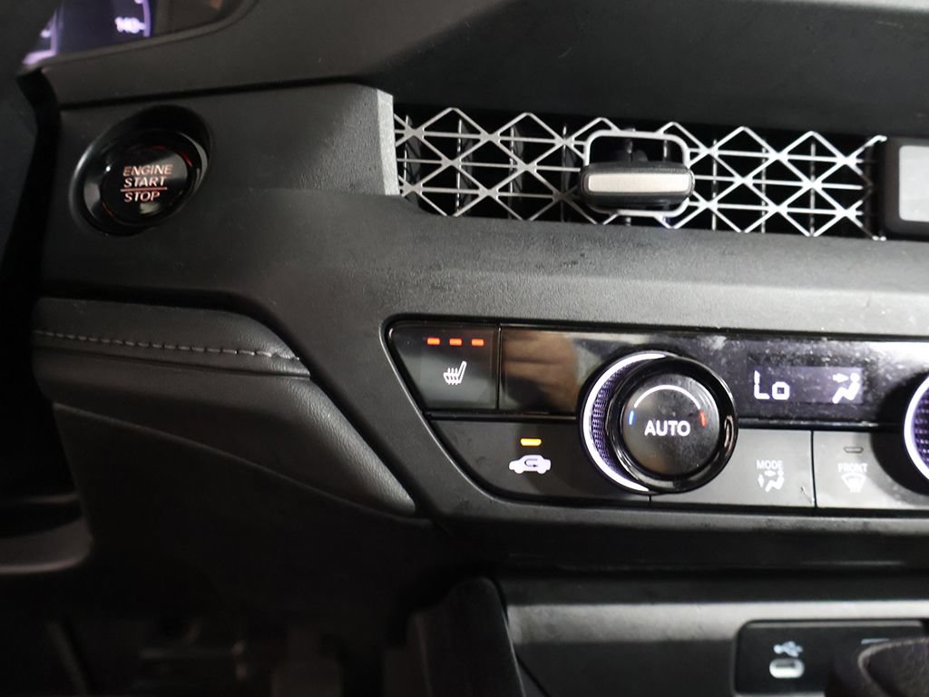 Used 2025 Honda Accord SE image 46