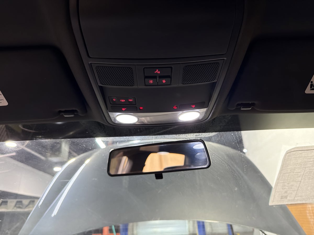 Used 2013 Volkswagen GTI Wolfsburg Edition FWD image 22