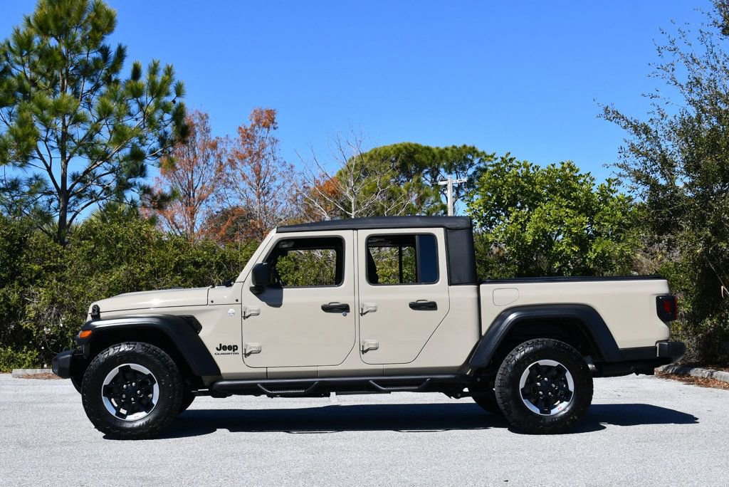 Used 2020 Jeep Gladiator Sport w/ Trailer Tow Package image 27