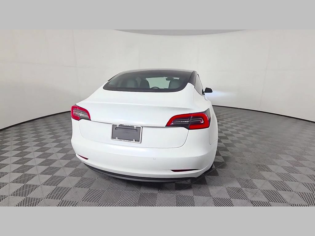 Used 2020 Tesla Model 3 Standard Range Plus RWD image 42