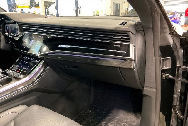 Certified 2025 Audi Q8 Prestige AWD/4WD image 16