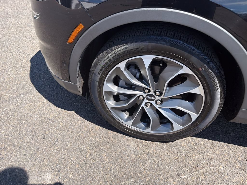 Certified 2022 Lincoln Nautilus Reserve AWD/4WD image 31