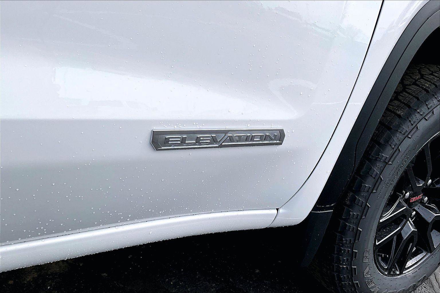 New 2026 GMC Sierra 1500 Elevation image 10