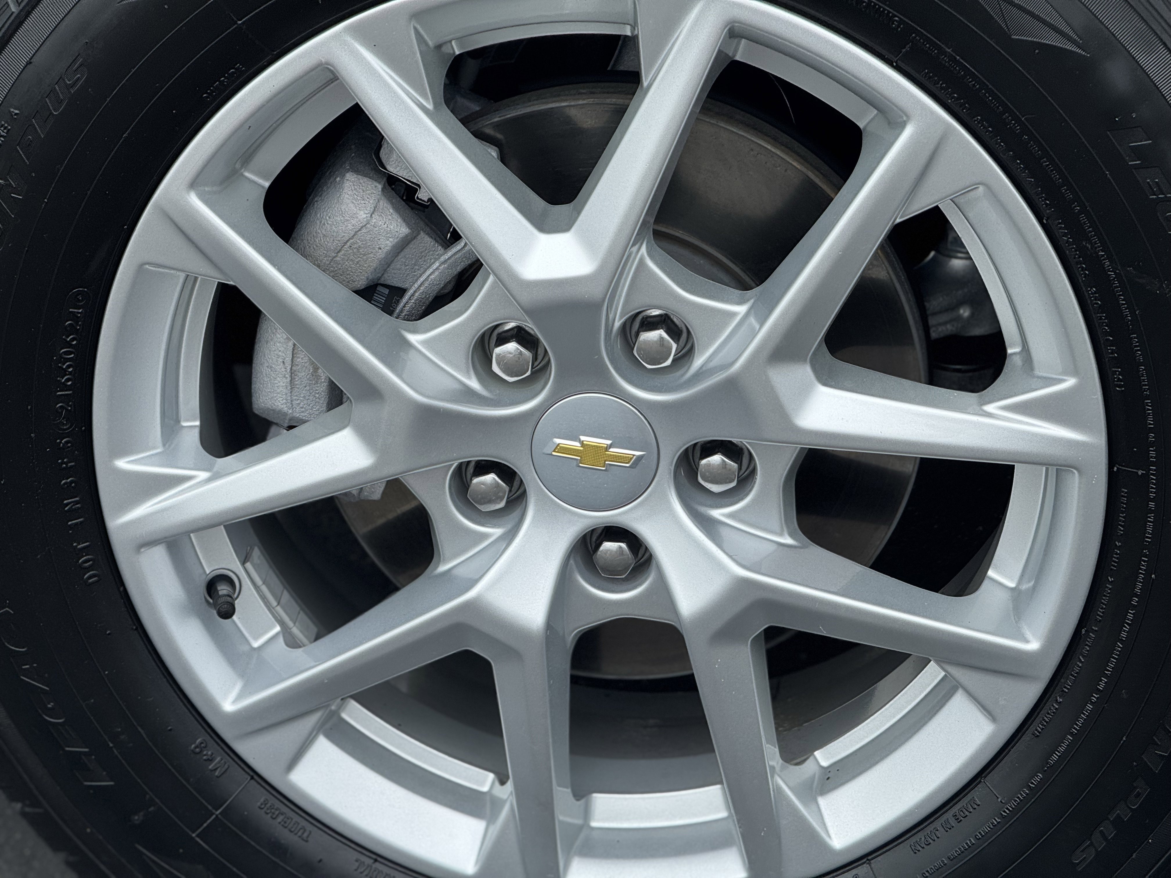 Used 2022 Chevrolet Equinox LS AWD/4WD image 8
