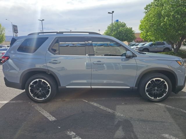 New 2026 Honda Pilot Touring image 4