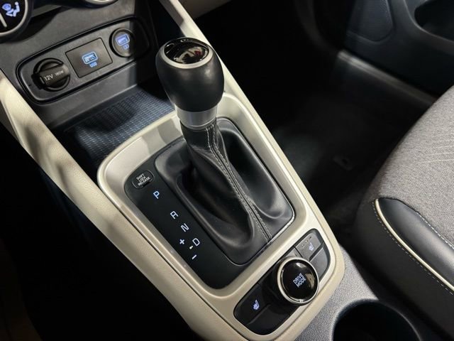 Used 2020 Hyundai Venue image 13