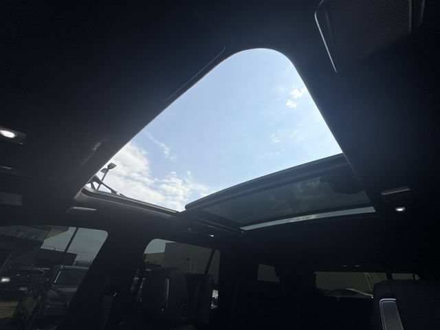 Used 2023 Cadillac Escalade V w/ Heavy-Duty Trailer Package AWD/4WD image 21
