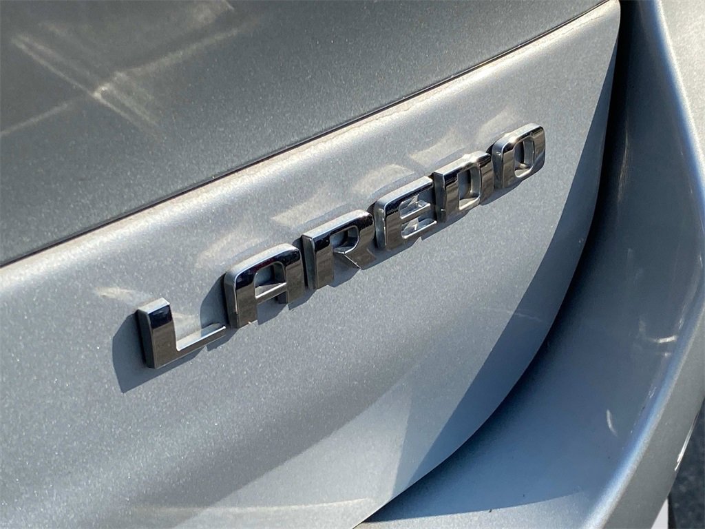 Used 2023 Jeep Grand Cherokee L Laredo w/ Luxury Tech Group I image 11