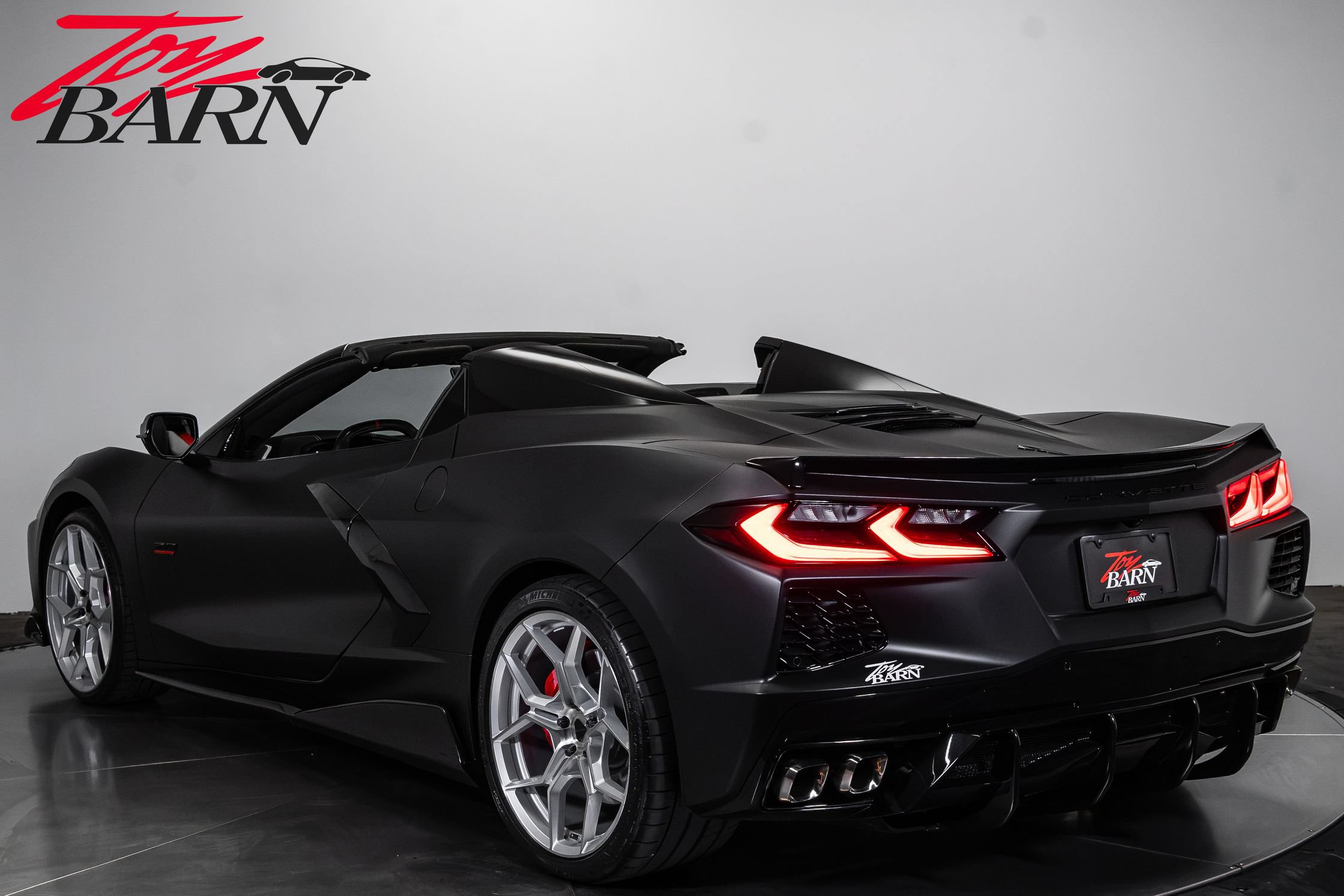Used 2023 Chevrolet Corvette Stingray Preferred Conv w/ Z51 Performance Package RWD image 3