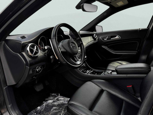 Used 2020 Mercedes-Benz GLA 250 4MATIC image 15