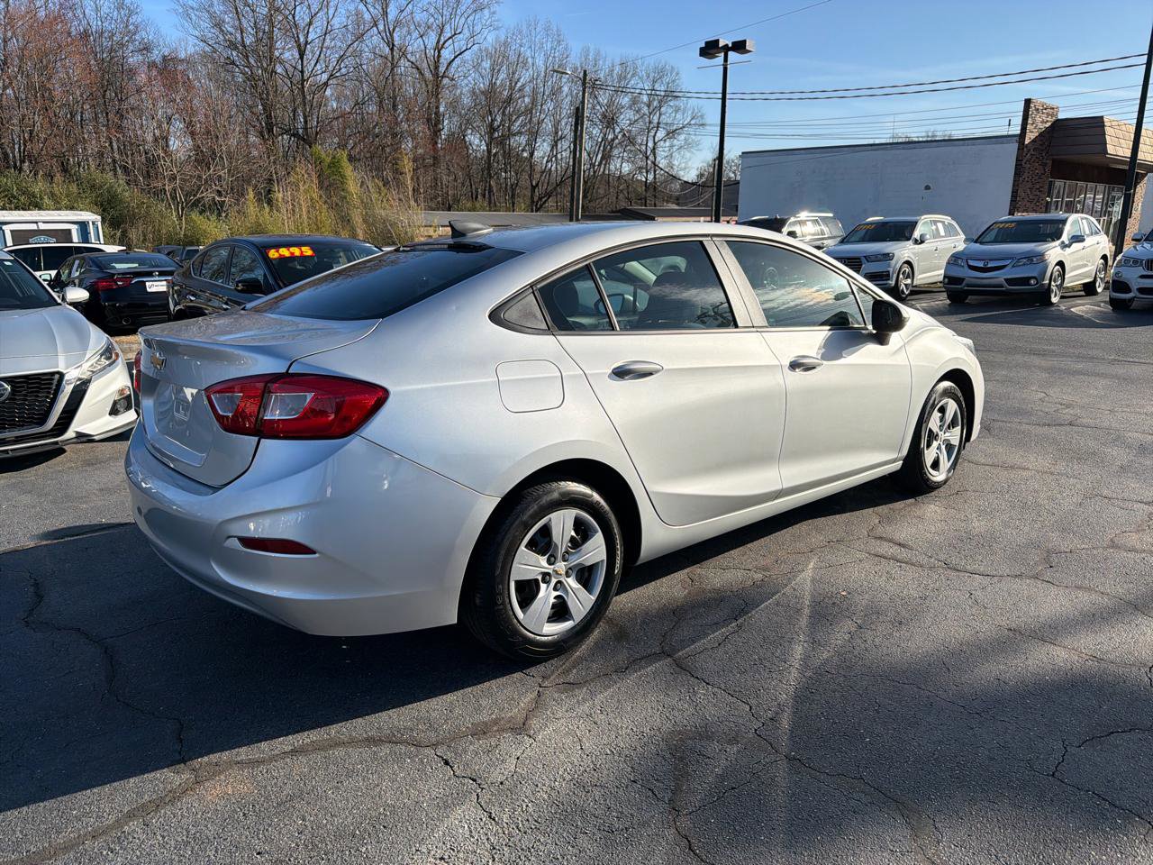 Used 2018 Chevrolet Cruze LS image 6