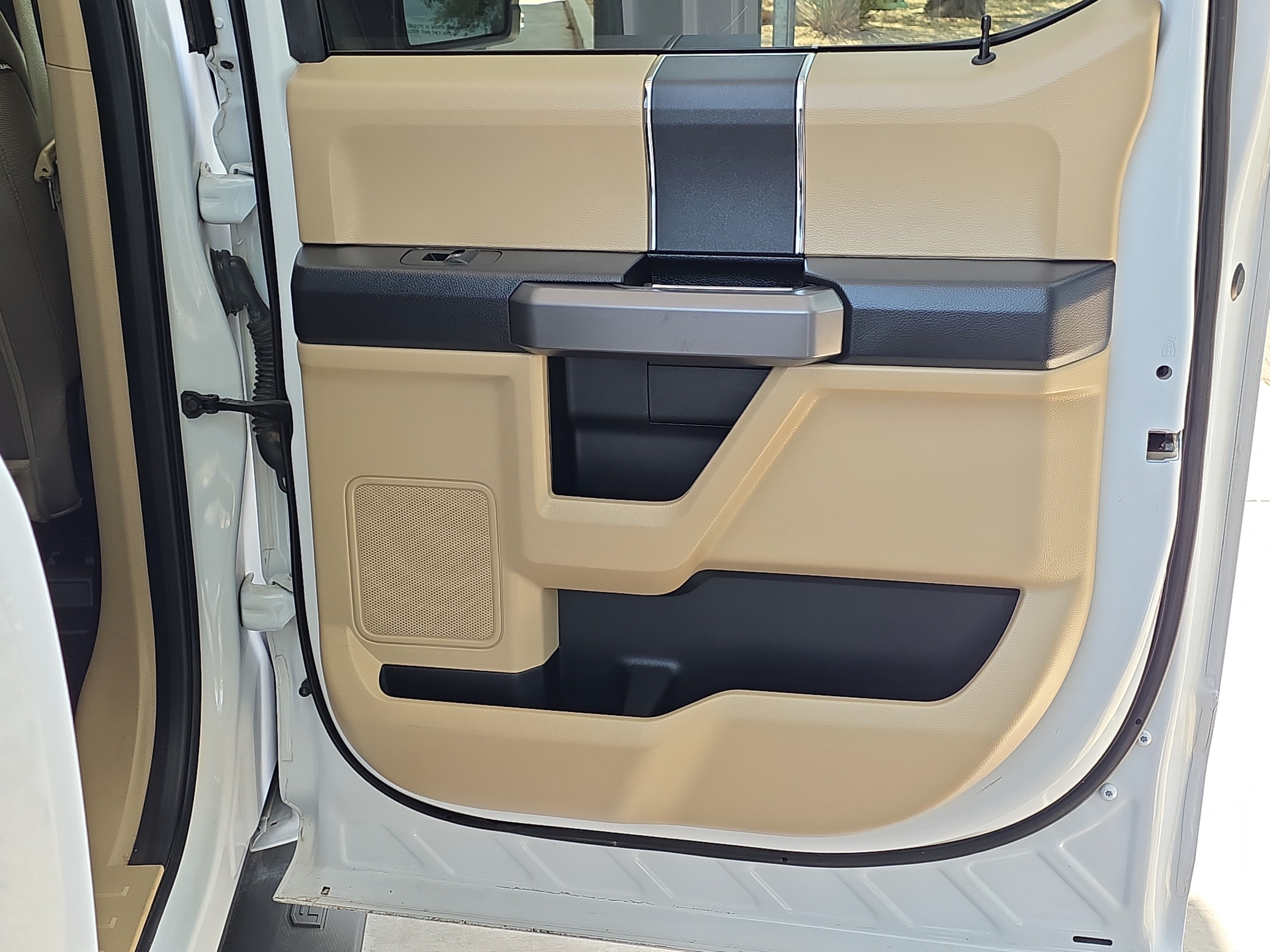 Used 2020 Ford F150 XLT AWD/4WD image 25