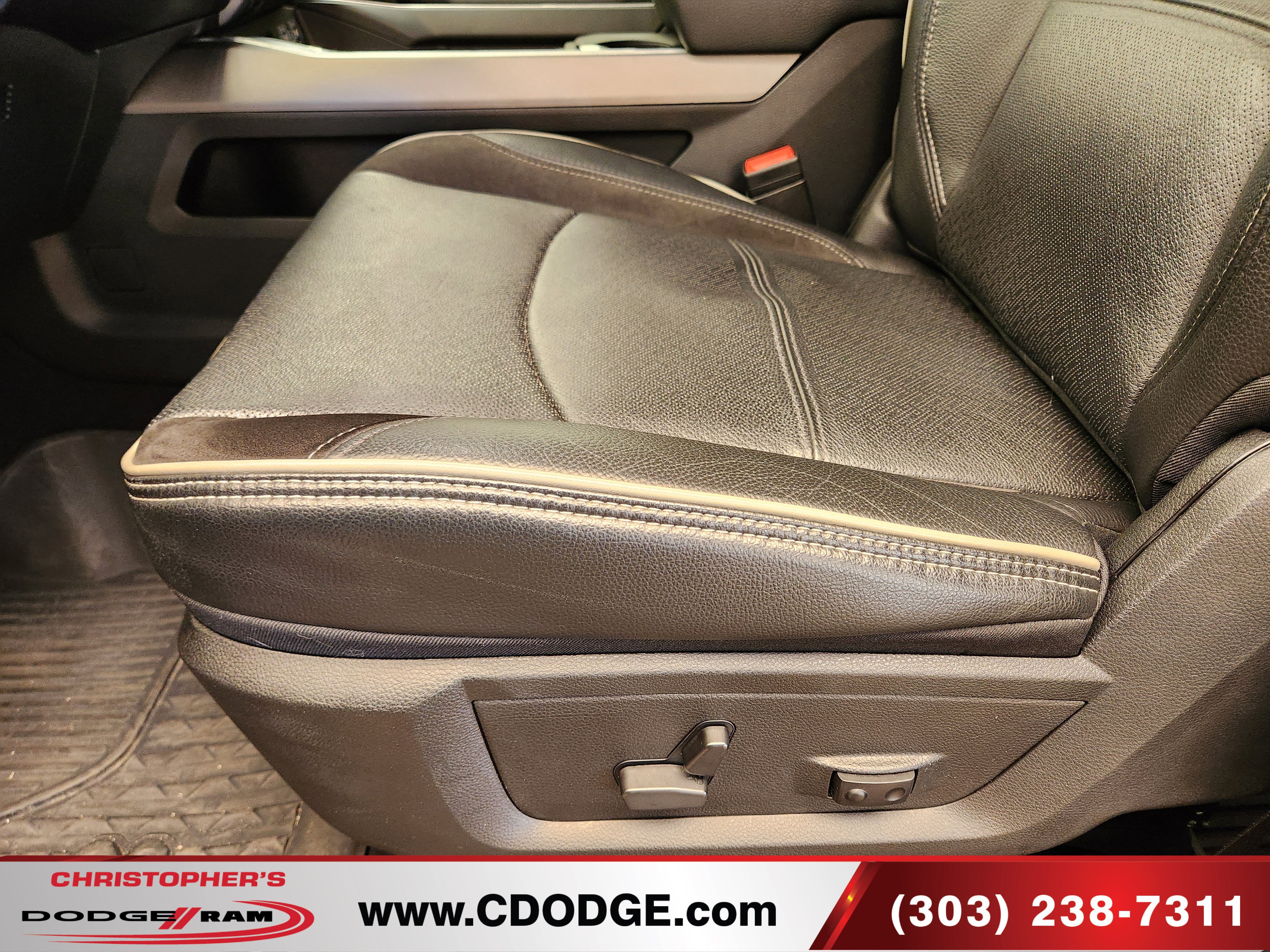 Used 2024 RAM 3500 Laramie w/ Night Edition image 18