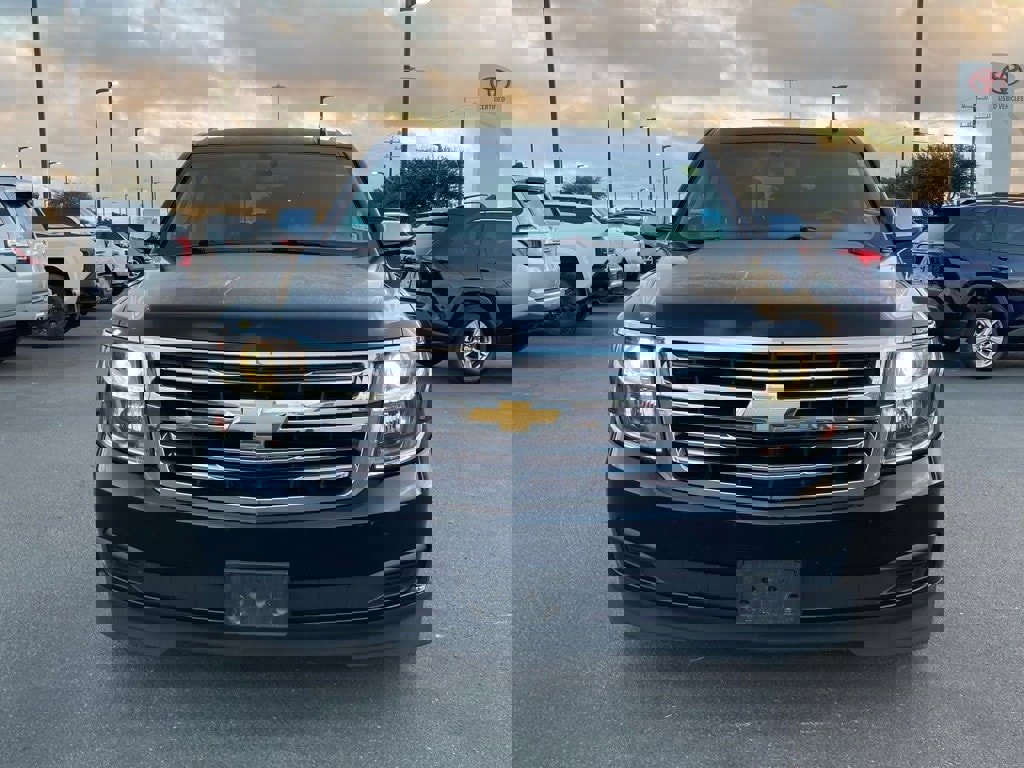 Used 2019 Chevrolet Tahoe LS image 2