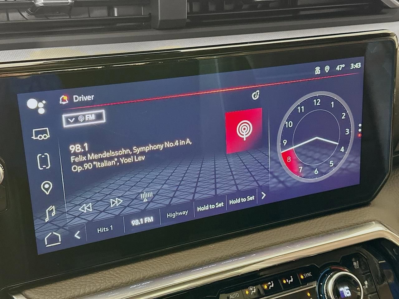 Used 2024 GMC Sierra 3500 Denali w/ Denali Reserve Package image 17