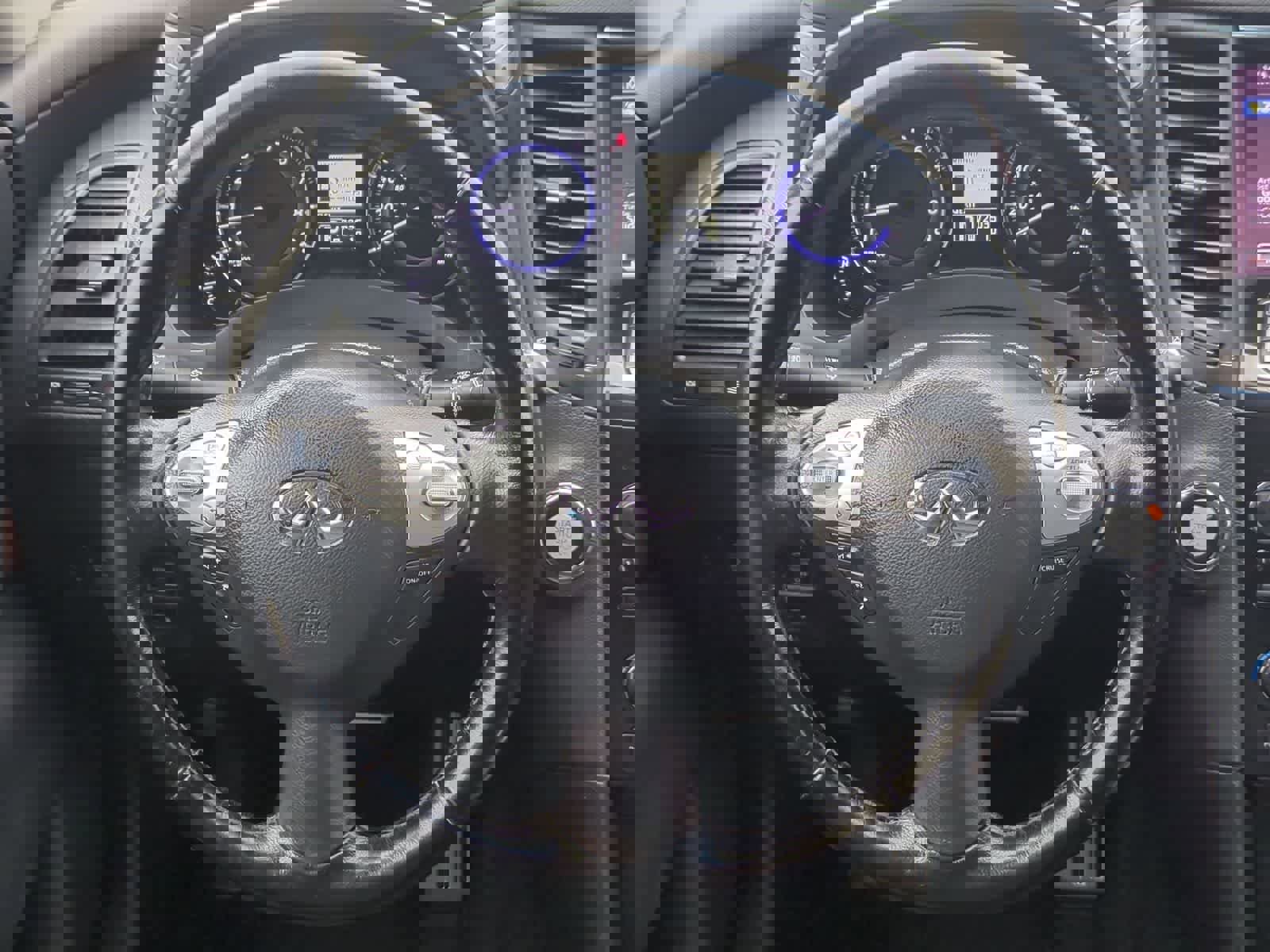 Used 2012 INFINITI FX35 AWD w/ Premium Pkg image 23