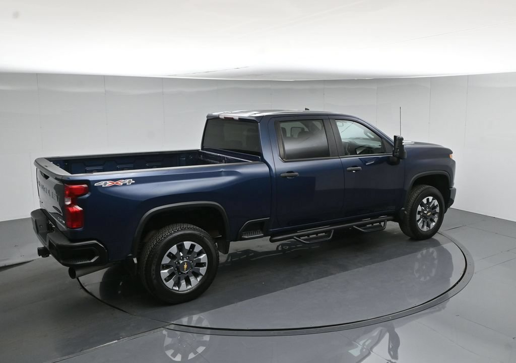 Used 2022 Chevrolet Silverado 2500 Custom w/ Custom Value Package AWD/4WD image 43