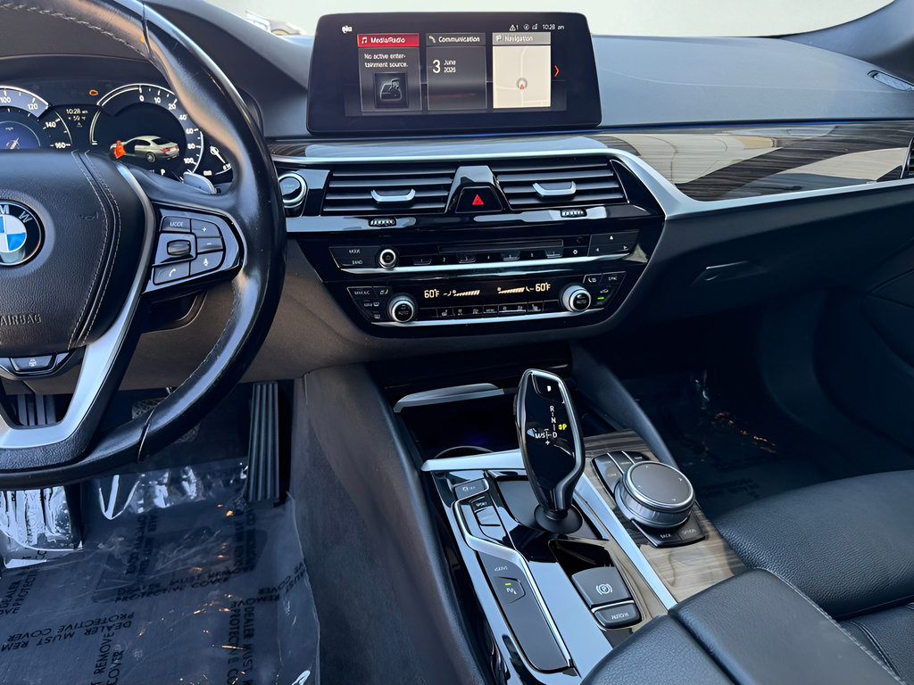 Used 2018 BMW 530e xDrive AWD/4WD image 42