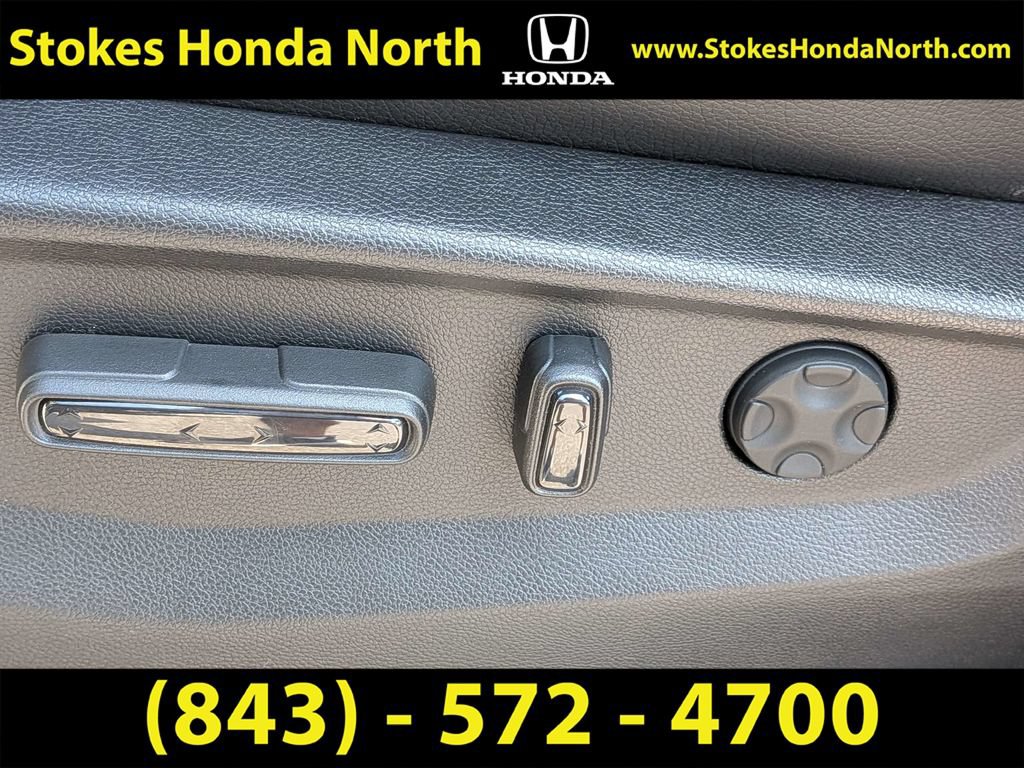 Certified 2025 Honda Odyssey Touring image 26