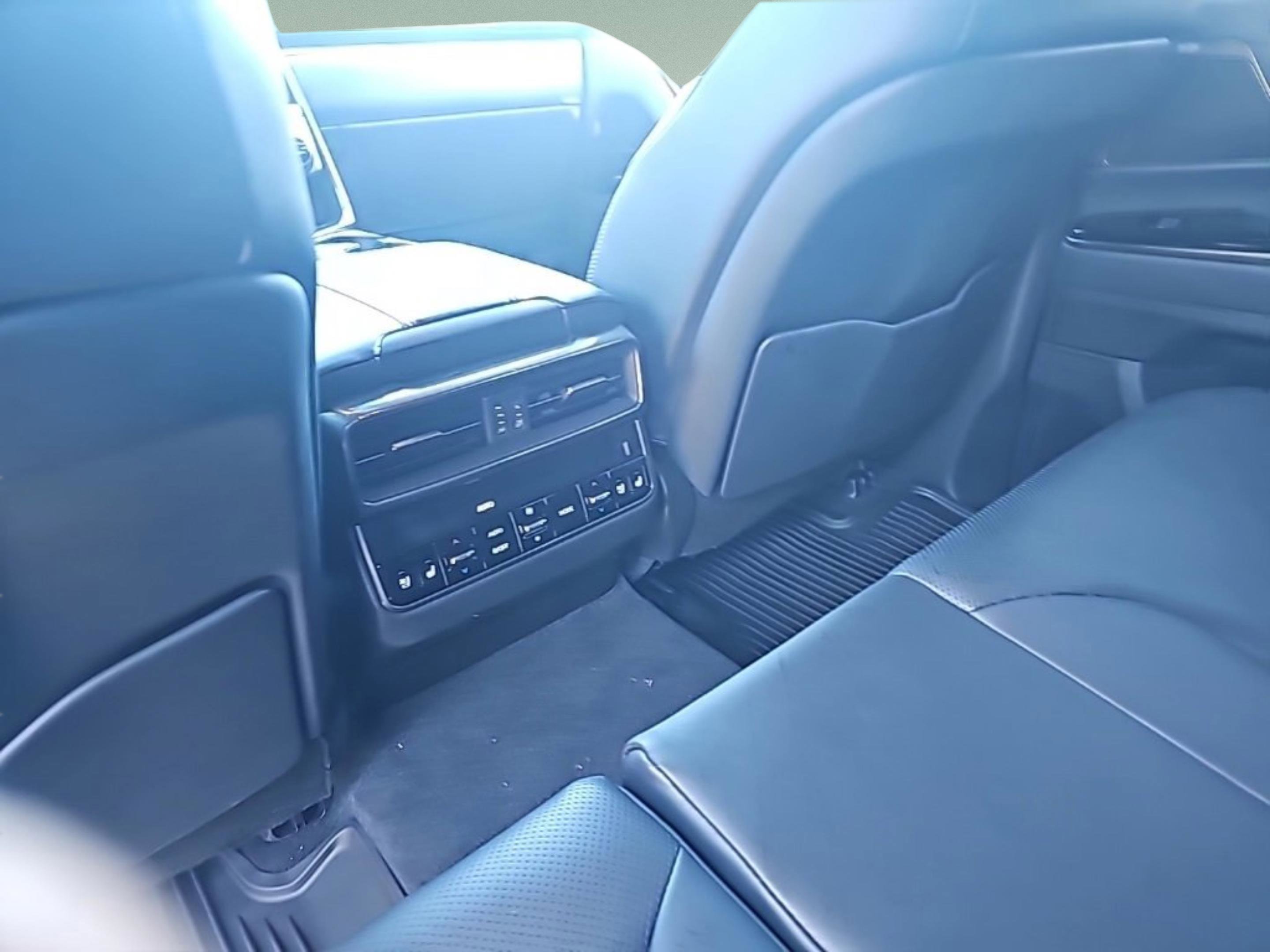 Used 2023 Lexus LX 600 F Sport AWD/4WD image 25