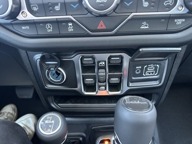 New 2025 Jeep Gladiator Sport image 33