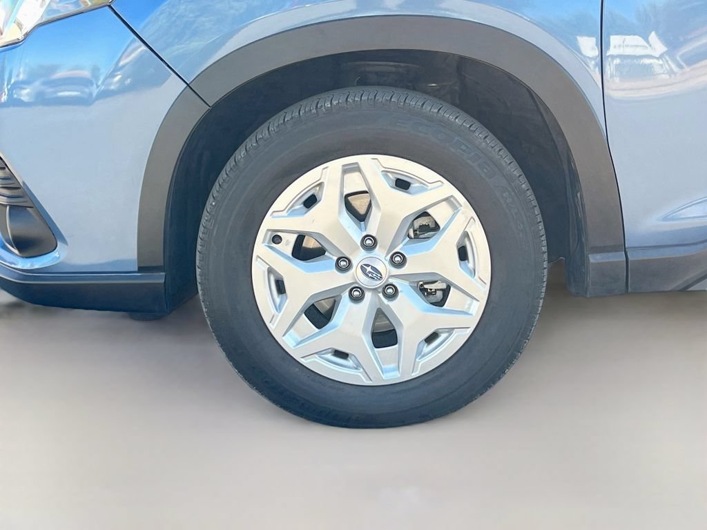 Used 2023 Subaru Forester AWD/4WD image 28