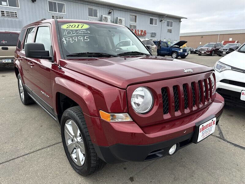 Used 2017 Jeep Patriot Latitude image 11