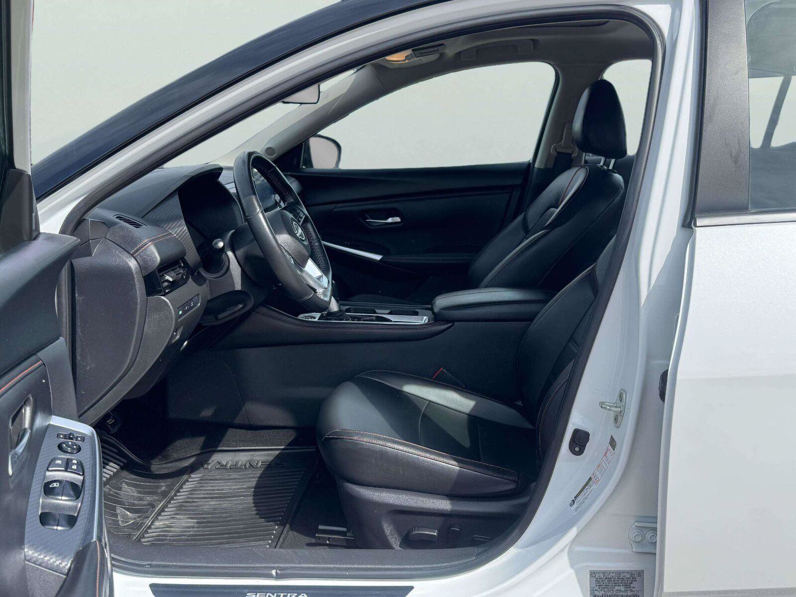 Used 2024 Nissan Sentra SR w/ SR Premium Package FWD image 16
