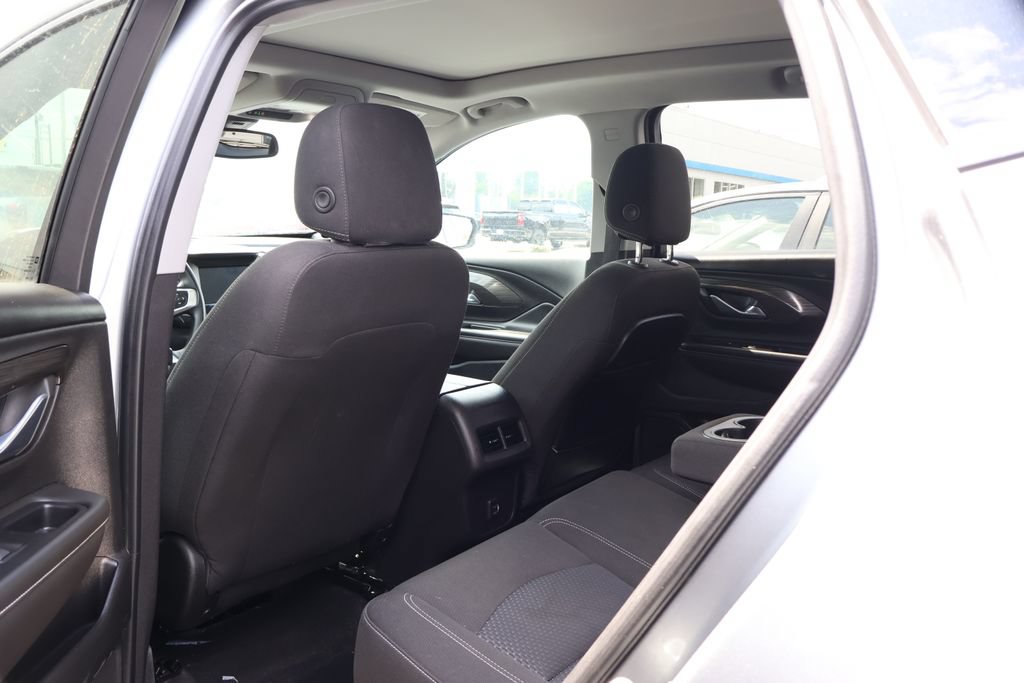 Used 2023 GMC Terrain SLE w/ Driver Convenience Package AWD/4WD image 31