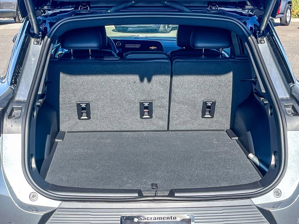 New 2026 Chevrolet Equinox EV LT image 24