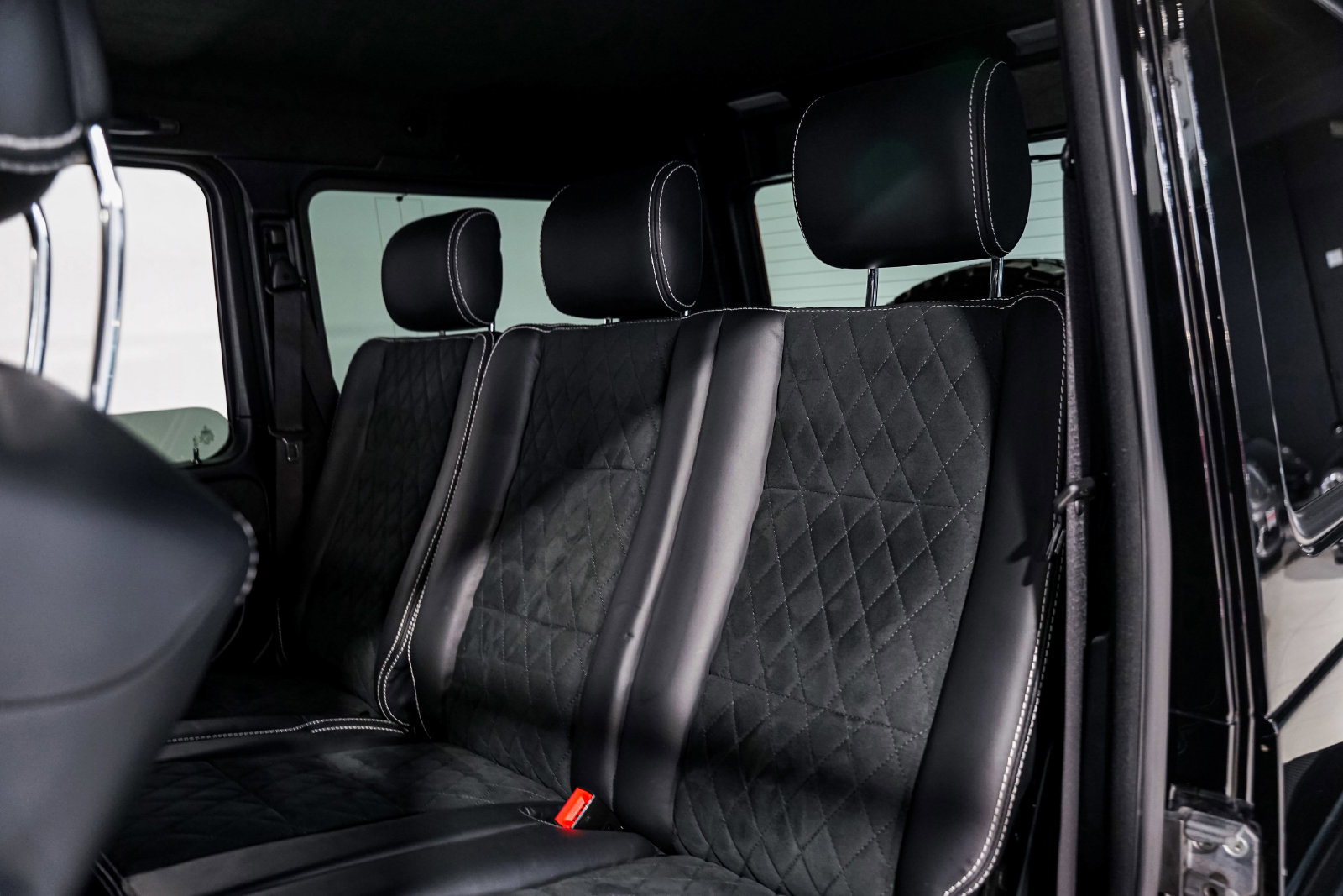 Used 2017 Mercedes-Benz G 550 Squared image 38