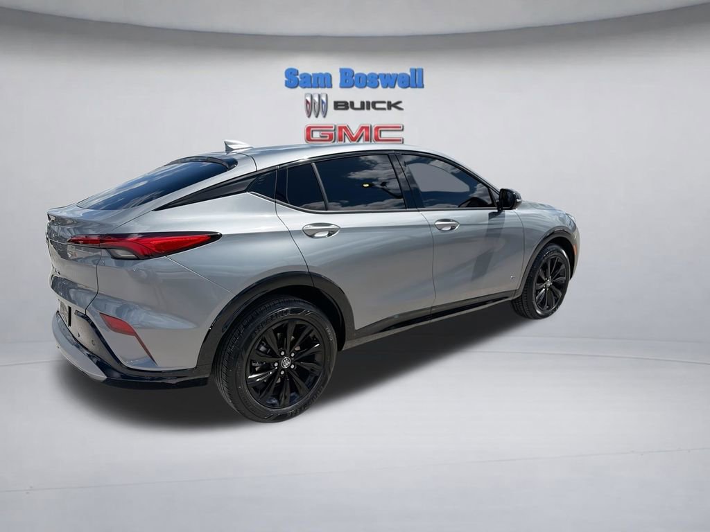 Used 2025 Buick Envista Sport Touring w/ Convenience II Package FWD image 9
