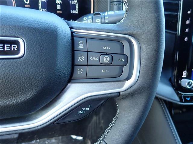 New 2026 Jeep Grand Wagoneer 4WD w/ Premium Group I image 17