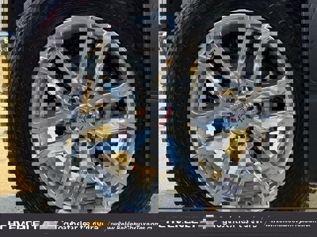 Used 2021 GMC Sierra 1500 SLT image 10