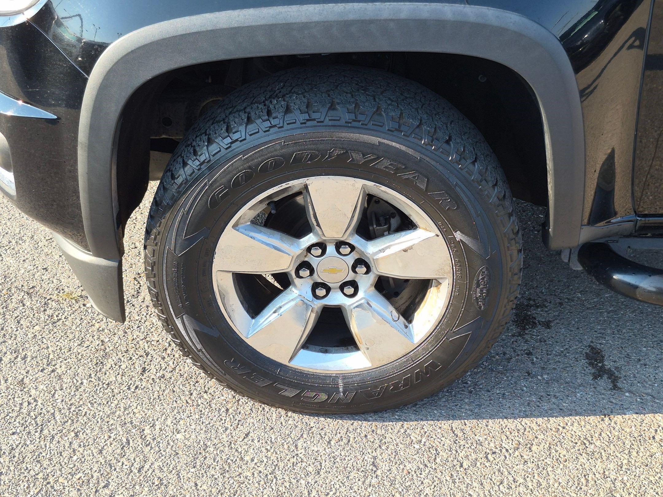Used 2015 Chevrolet Colorado Z71 AWD/4WD image 11